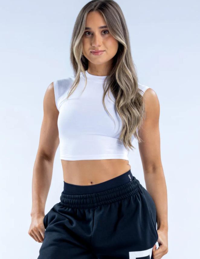 DFYNE Versatile Slimming Tank Top for Women - High Elasticity, Shaping, Sports & Fitness, Skin-Friendly and Breathable - Perfect for Inner Wear, Outings, or Workouts - One piece does it all.