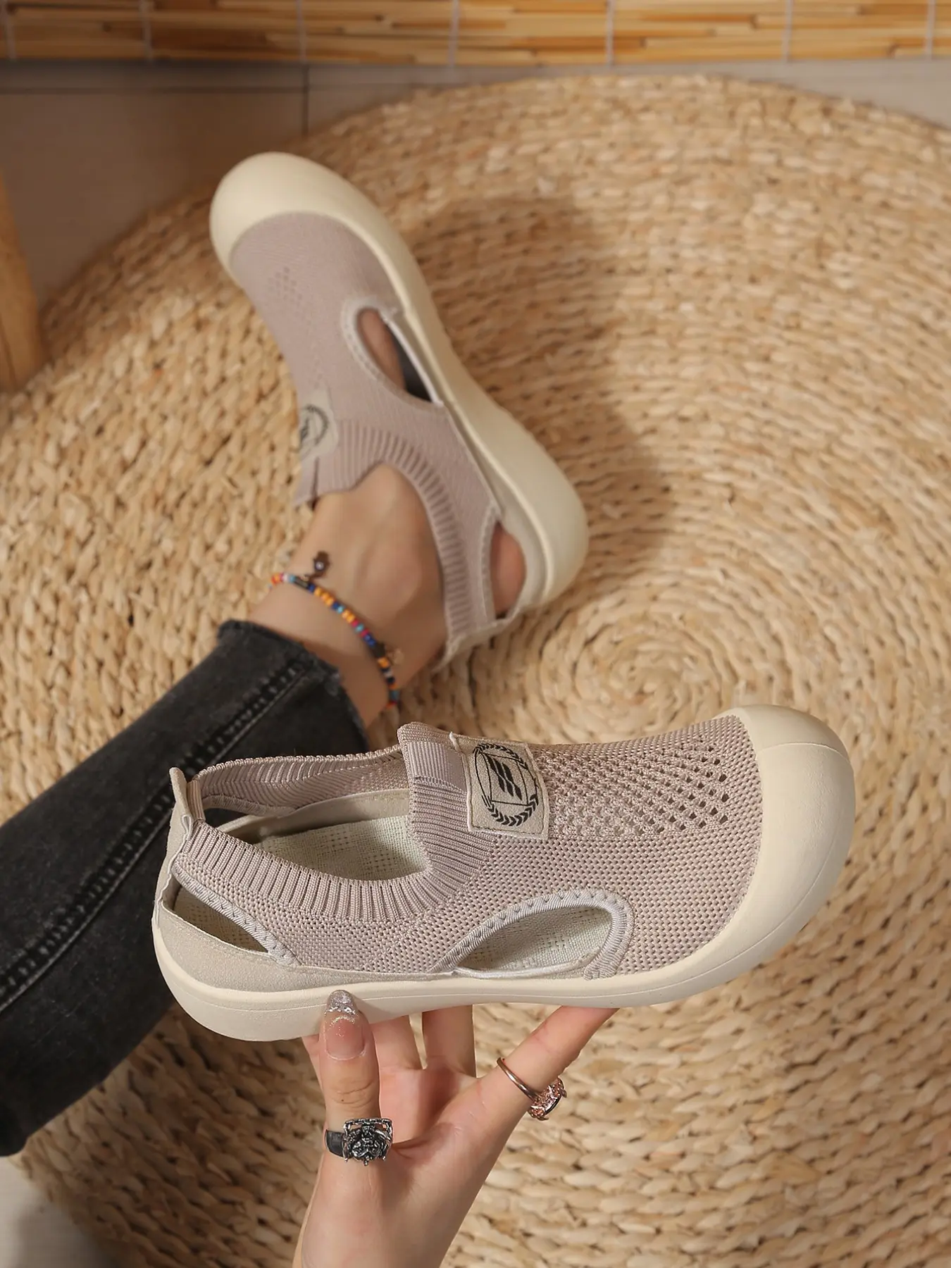 Women's Breathable Knit Mesh Slip-On Shoes, Lightweight Comfortable Daily Wear, Versatile Casual Commute Walking Shoes, Lazy Person's Footwear, Leisure Shoes, Casual Fashion Shoes