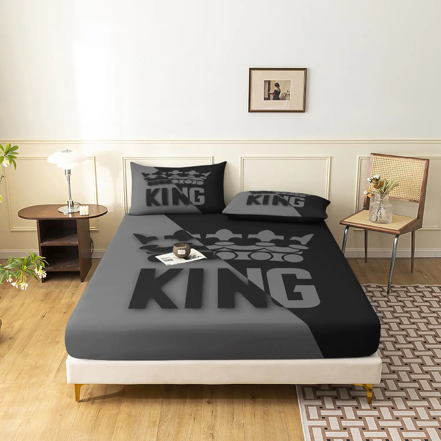 3 Pieces Black Gray Split KING Crown Print Fitted Sheet Set, Minimalist Letter Crown Modern Man Print Bedding, Soft Microfiber Masculine Aesthetic Bedding Decor for Men Adults, Polyester Microfiber Bedding (1 Fitted Sheet + 2 Pillowcases, No Pillow)