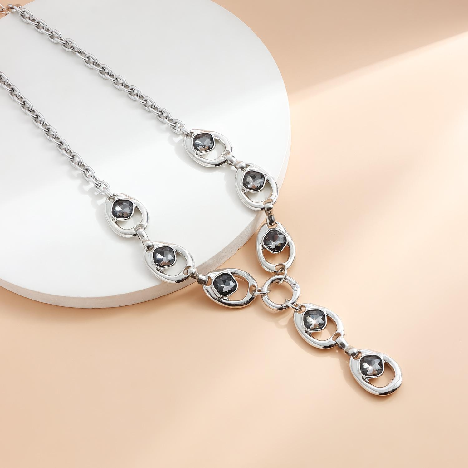 Statement Y Drop Lariat Necklaces for Women Chunky Silver Heavy Metal Chain Black Crystal Rhinestone Pendant Punk Goth Party Dress Everyday Streetwear Trendy Jewelry Gifts