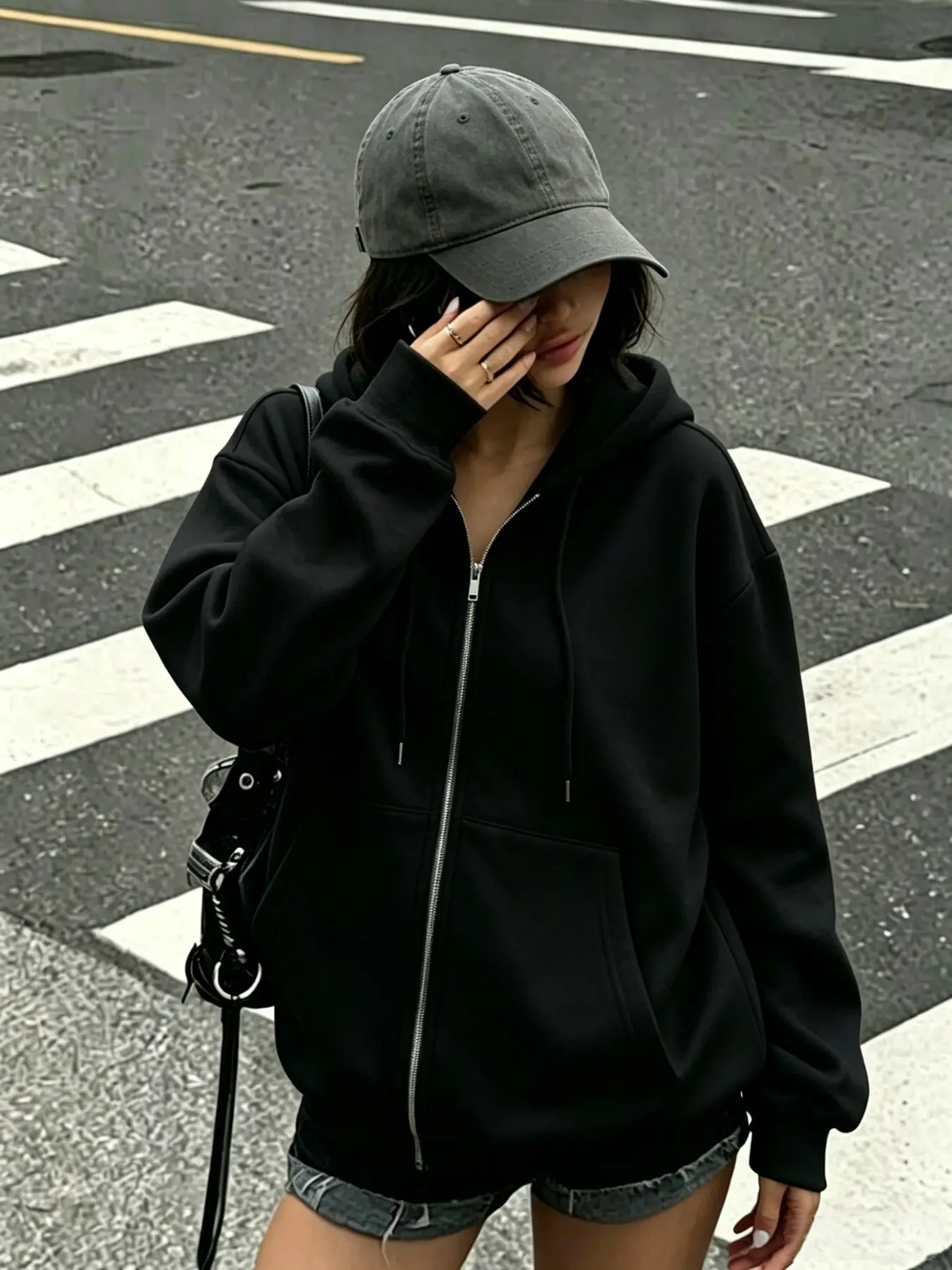 Women's Plain Basic Zipper Hooded Jacket, Loose-Fit Oversized Baggy Long Sleeve Sweatshirt, Casual Everyday Street Style, Fall & Winter Fashion, All-Over Print Design