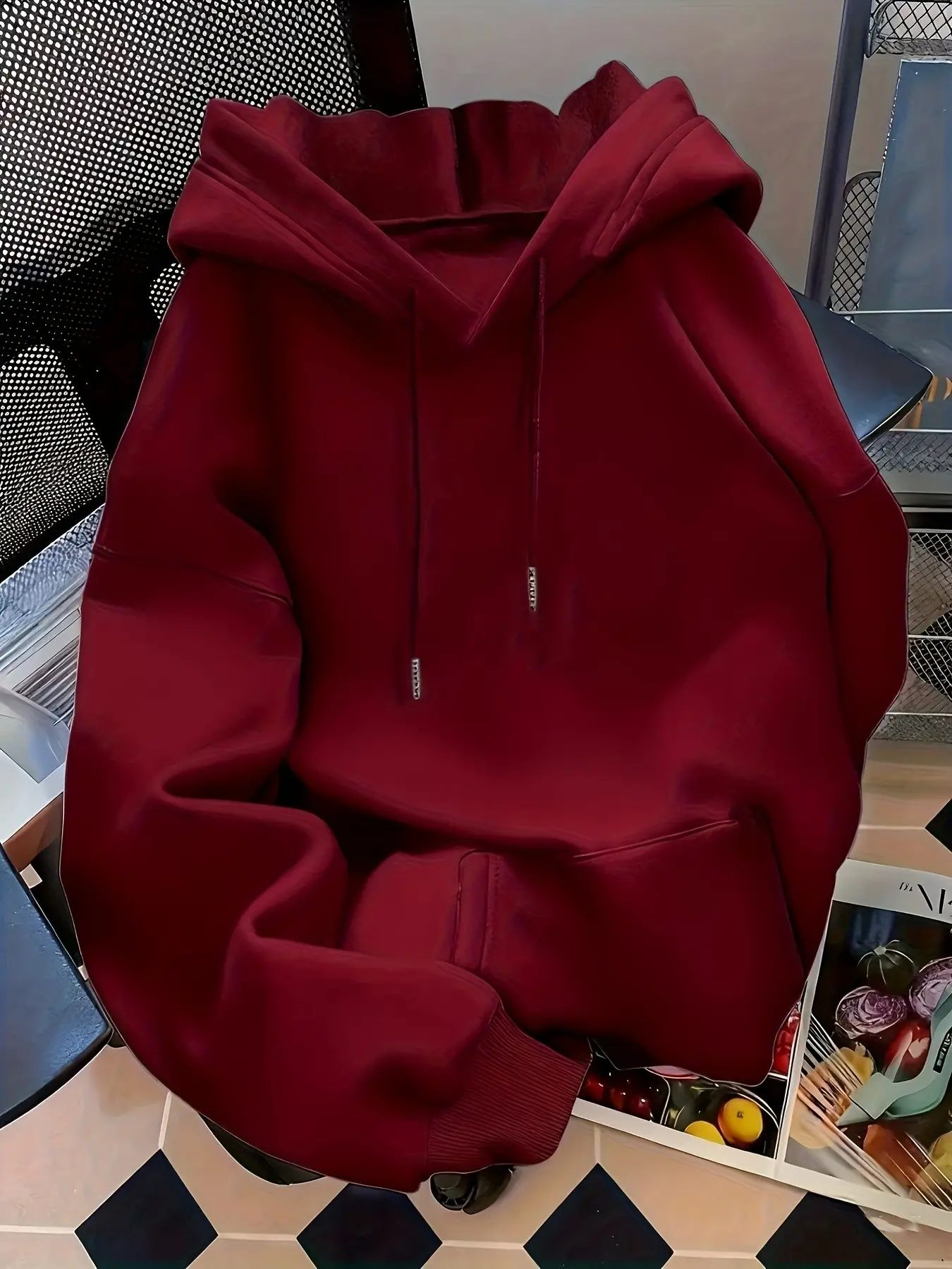 Women's Solid Color Hooded Sweatshirt with Front Pockets, Comfortable Fall Winter Pullover, Casual Wear, Travel Essential