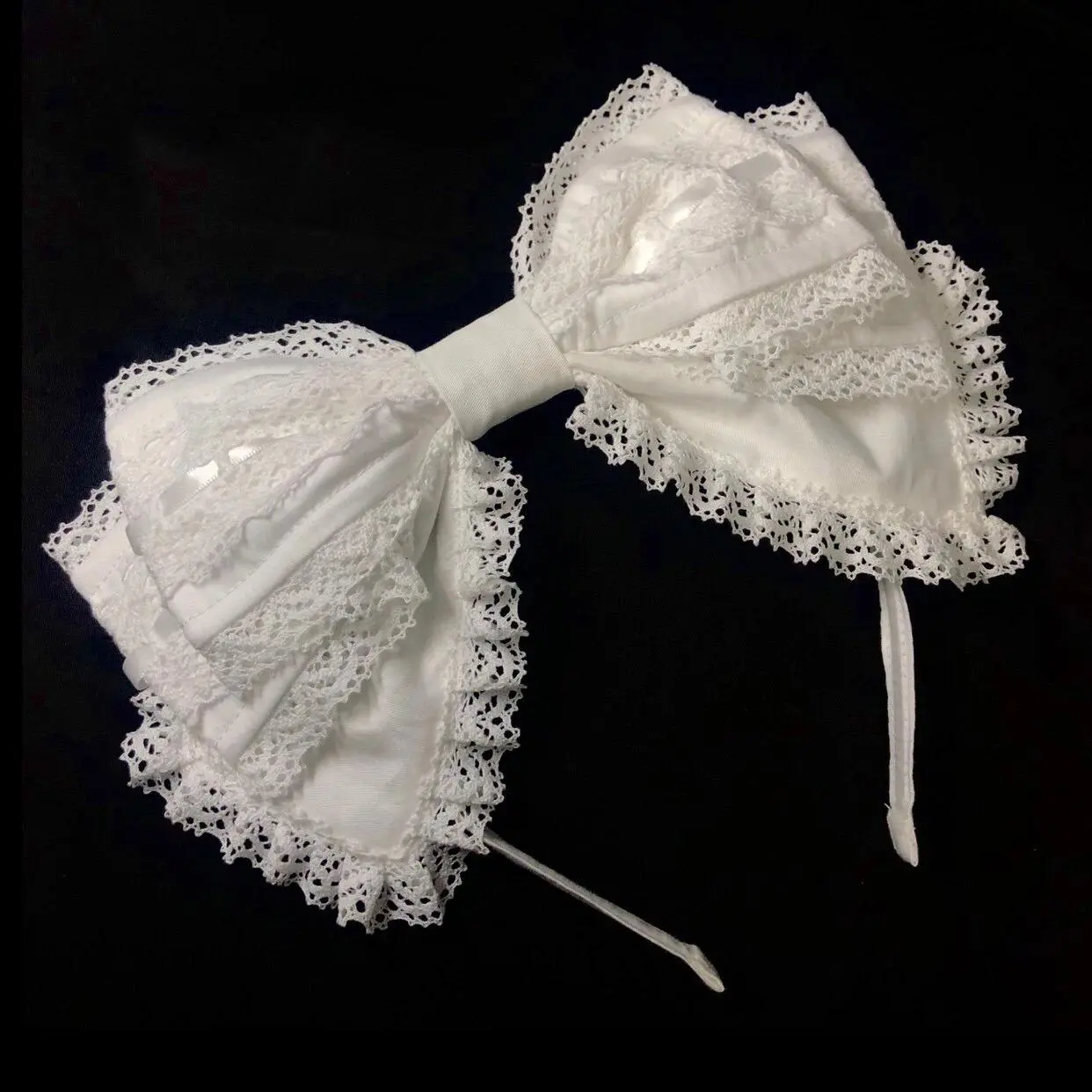 Women's White Lace Whimsical Bow Decor Headband - Sweet French Retro Lolita Hair Accessory, Cute Photo Prop for Headband Hairstyles, Accessories For Women, Cutecore, Unisex, Female, Romantic