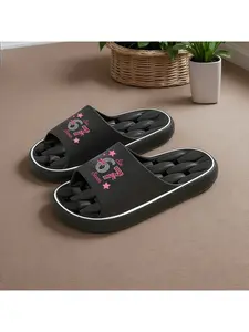 1 pair of unisex sandals, new style sandals, sandals with decorative numbers 6 and 7 pattern, indoor/outdoor sandals, holiday gift sandals, room slippers, beach sandals, bathroom sandals, sandals, birthday gift slippers