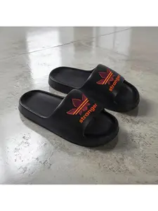 1 pair of "Stranger" indoor shoes, stylish women's home shoes, comfortable and soft, casual summer slippers, suitable for bathroom, bedroom, living room, gym, swimming pool, and other places, women's shoes