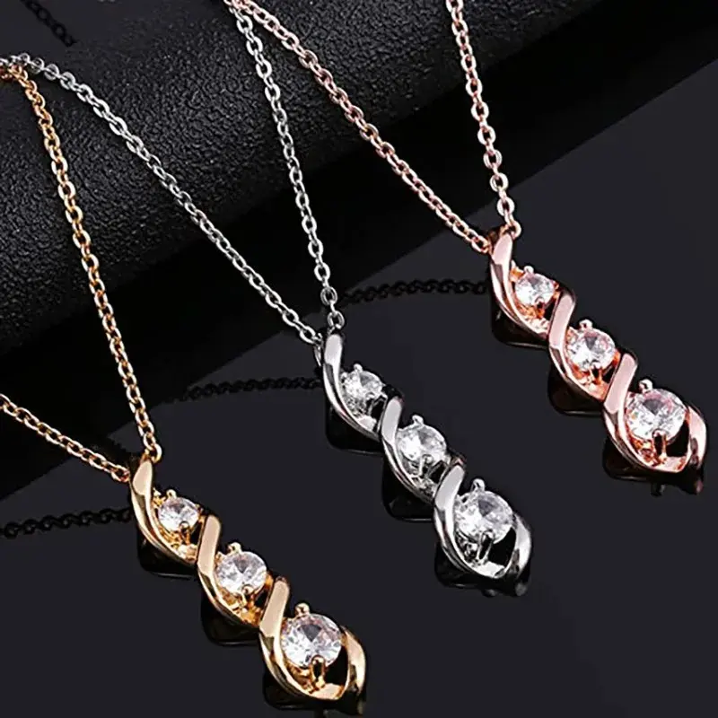 Molecule Spiral Face Pendant Necklace for Women Engagement Copper Alloy Link Chain Creative Fashion Jewelry