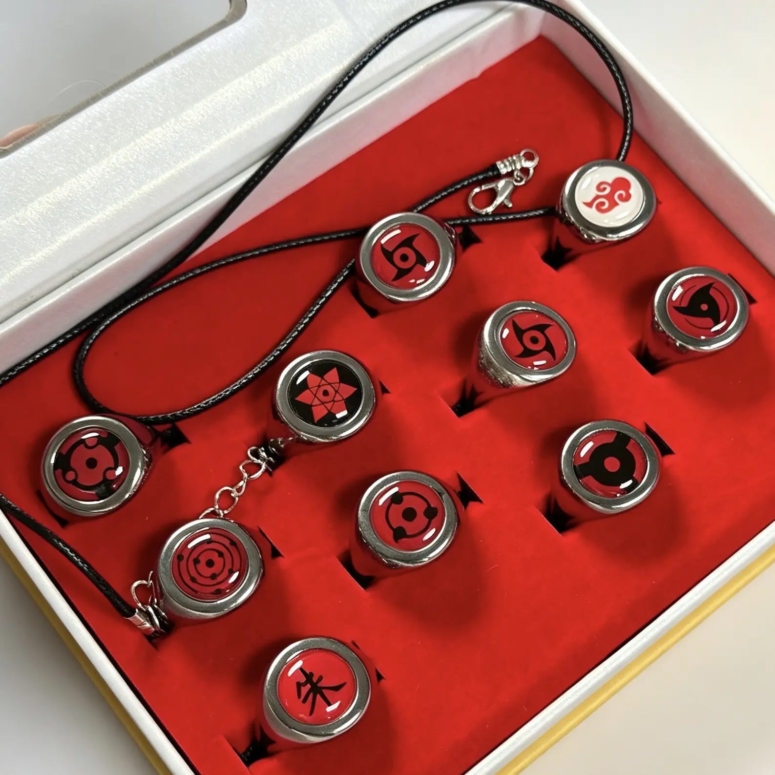 Anime Inspired Akatsuki Symbol Rings Set 10Pcs Adjustable Opening Zinc Alloy Cosplay Rings With Gift Box Metal Chain Unisex Anime Fans Collection Jewelry Gift