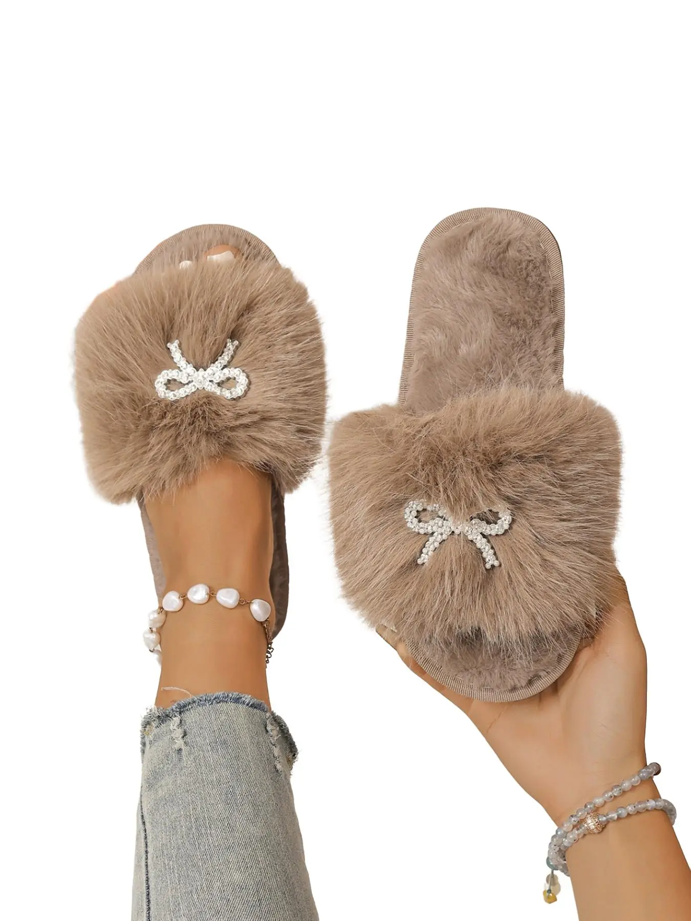 Women's Plush Slip-On Shoes, Rhinestone Bow Design, Soft Warm Home Slippers, Available in Large Sizes, Fashionable Comfort