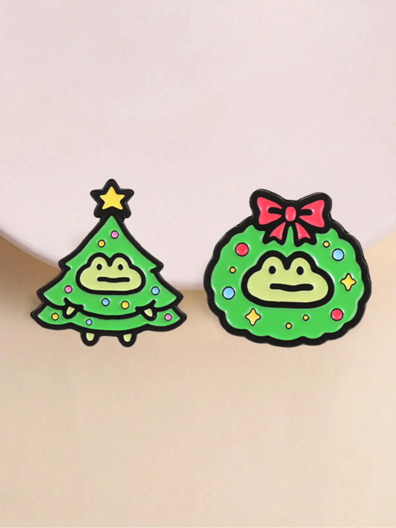 Cute Christmas Frog Enamel Pin Set, Festive Cartoon Holiday Brooch Accessory, Perfect for Gifts & Party Decorations