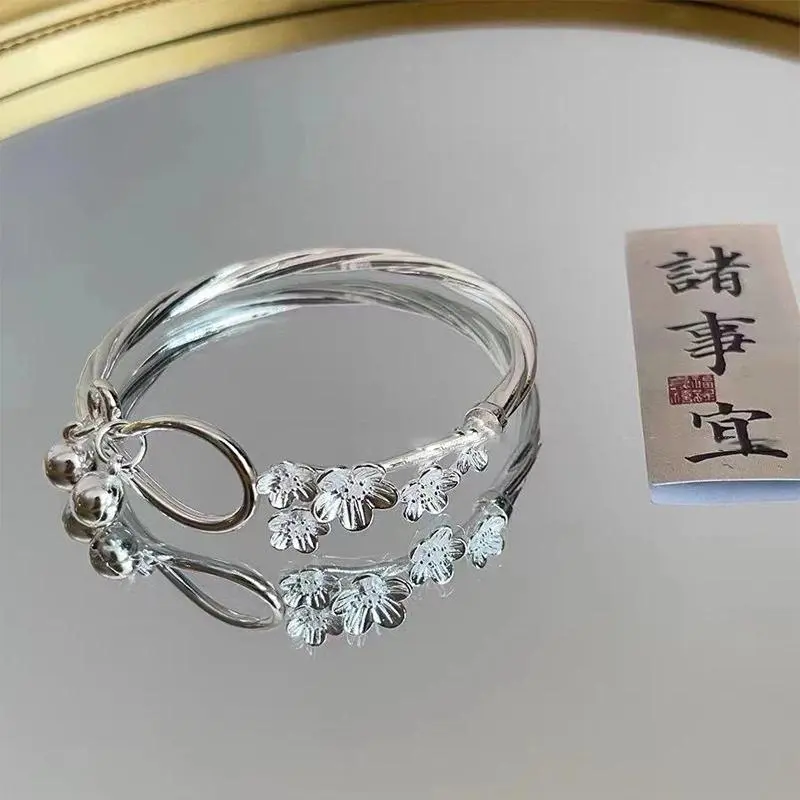 New 1Pc Plum Blossom Bell Bracelet Chinese Style Retro Silver Color Cuff Bracelets For Women Flower Open Bangle Bracelet Jewelry