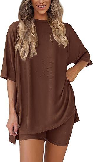 Women's 2-Piece Shorts Set Oversized T-Shirt with Side Splits and High Waist Shorts - Comfy Solid Lounge and Workout Outfit, XS-4XL Women's 2-Piece Shorts Set Oversized T-Shirt with Side Splits and High Waist Shorts - Comfy Solid Lounge and Workout Outfit, XS-4XL
