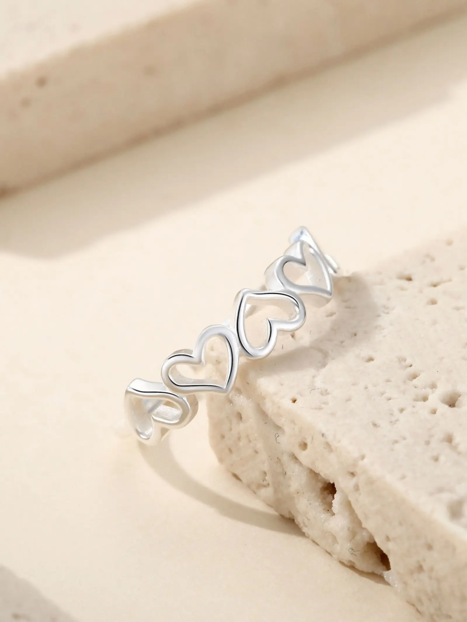 Pure Silver Women's Ring, Heart Shape Open Finger Ring, Fashionable Minimalist Design, High-End Style, Adjustable Index Finger Jewelry