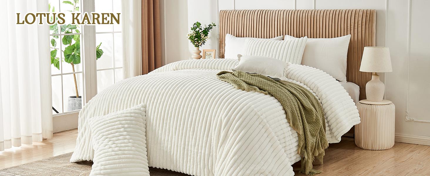Faux Fur King Size Comforter Set 3 Pieces – Soft White Comforter Full Size, Vertical Striped Faux Fur Fuzzy Warm Bedding Set(1 Comforter and 2 Pillowcases)