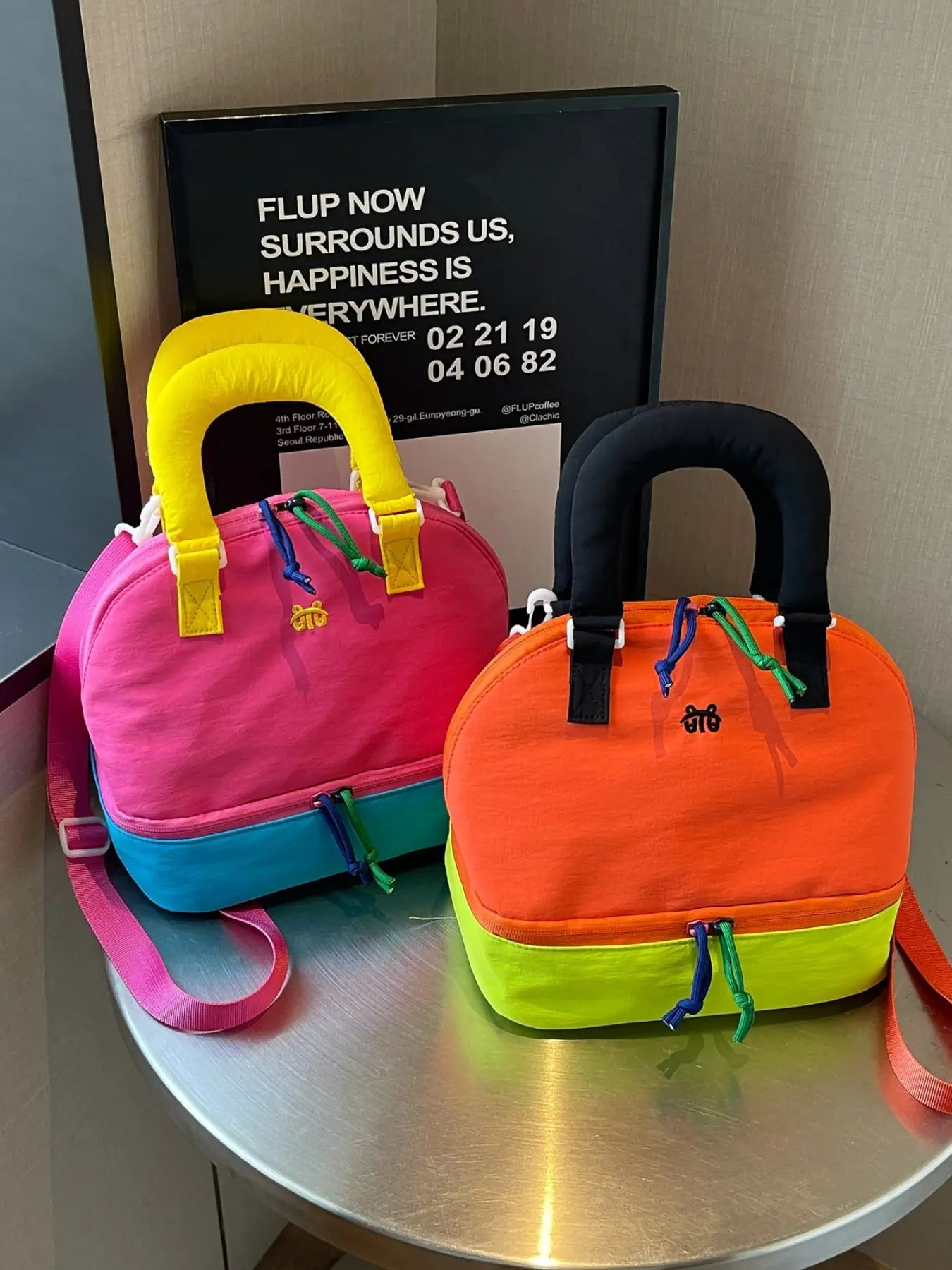 Christmas Travel  Travel Essentials Christmas Trip Dopamine Colorblock Drawstring Crossbody Bag, Nylon Casual Handbag, Trendy Shoulder Bag for Women, Stylish and Lightweight Design, Fashion Shoulder Bag