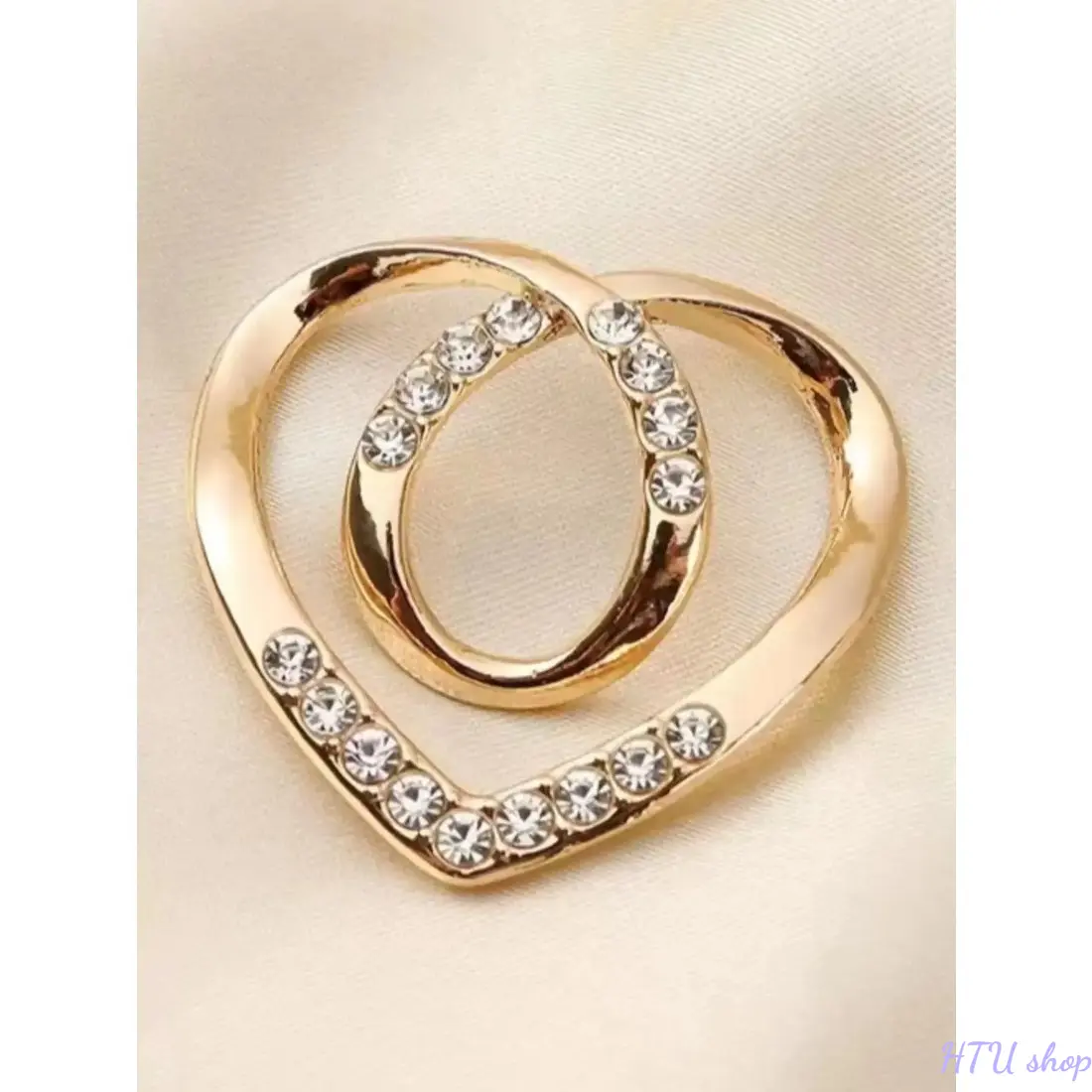 Unisex Golden Rhinestone Heart Brooch - Durable Metal Pin Clip, Easy-Attach Clothes/Silk Shawl Buckle, Versatile Female Fashion Accessory, Birthday Gift Ideas for Girlfriend, No Excess Decor