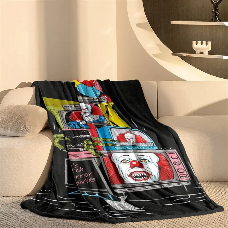 Pennywise IT Flannel Blanket Clown TV Monitor Collage Throw Blanket Black Grunge Horror Background Sofa Bed Blanket Gift For Stephen King Fans