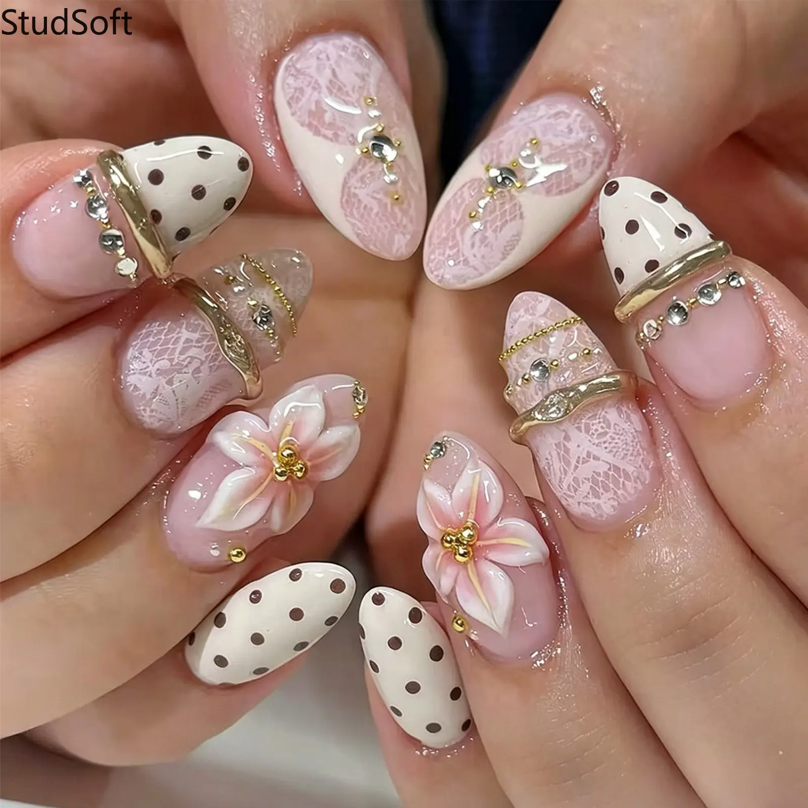 24pcs 3D Flower False Nails, Medium Almond Shape with White Lace & Gold Beads, Full Coverage Coquette Style for Bridal Wear