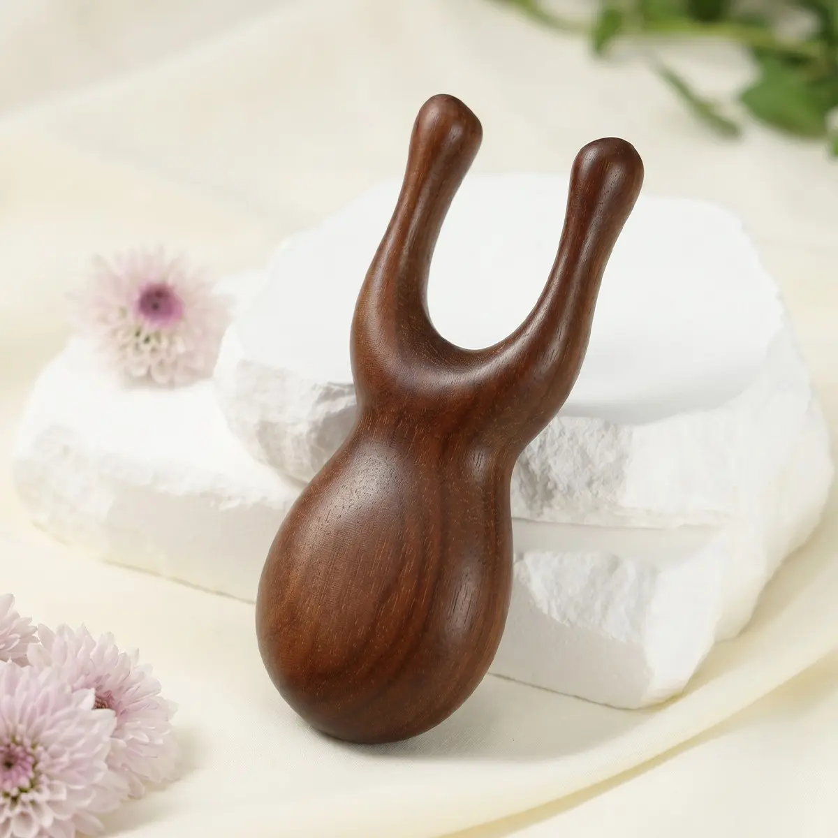Wooden Dual Fork Nose Eye Massage Brush, Gentle Smooth Rounded Tips, No Sharp Edges, Ideal for Home Use, Relaxing Acupressure Tool