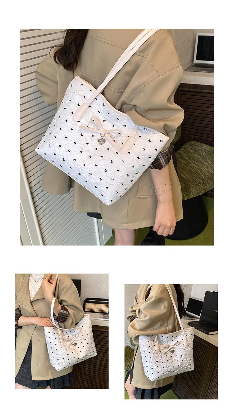 Casual Large Capacity Heart Shaped Butterfly Knot Single Shoulder Bag Trendy Commuter Tote Bag Urban Minimalist Style 2025 Au...