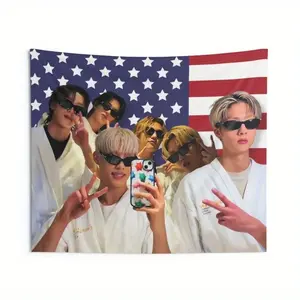 1pc Two-Dimensional Flat Design, One Two-Dimensional Printed Harmony K-Linte Tour Merchandise Tapestry, American Flag Pattern Paired with a Selfie of the Six Members, Peach-Beige Fabric Wall Decor, K-Pop Concert Merchandise and Fan Birthday Gift