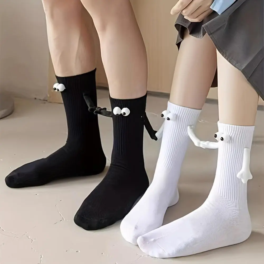 2‑Pairs Cute Hand‑Holding Sock Doll Couple Mid‑Calf Socks, Fun Matching Socks for Themed Party, Costume and Daily Casual Outfit, Sweet Couple Gift, Hand Wash Only