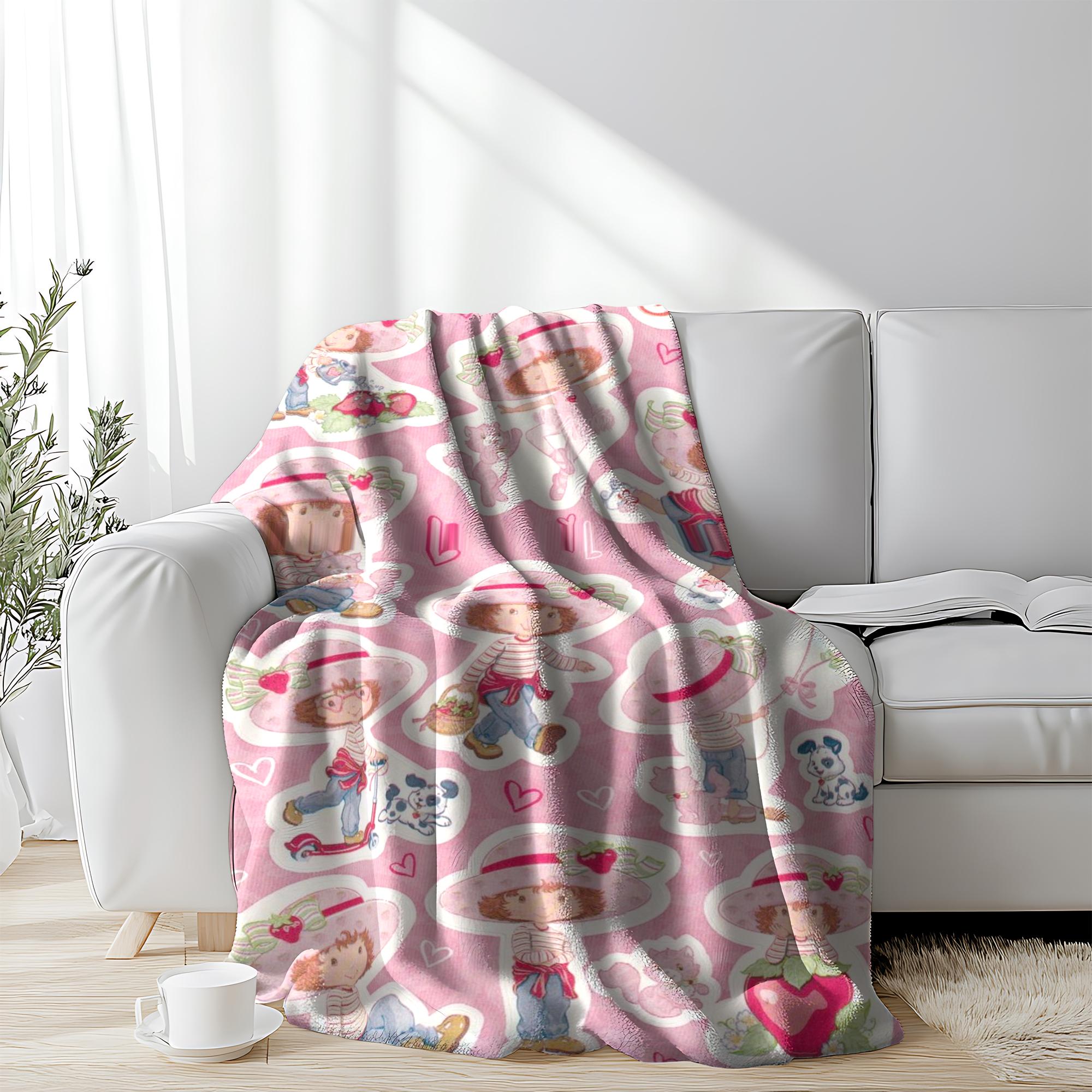 Strawberry Shortcake Cute Character Collage Fleece Blanket – Retro Pink Strawberry Themed Plush Throw, Perfect for Nostalgic Cartoon Fans, Ideal for Kids Bedroom
