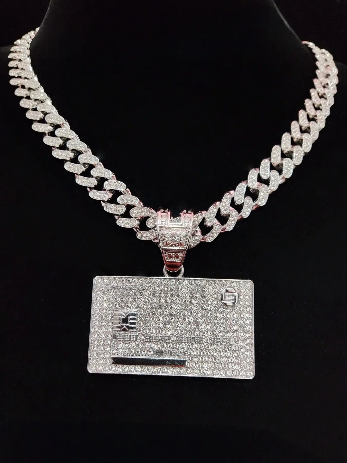 Men Hip Hop Vintage Bank Card Shape Pendant Necklace, Full Iced Out Bling Bling Cuban Link Chain Stree Style Punk Rapper Jewelry, Alloy Pendant Necklace