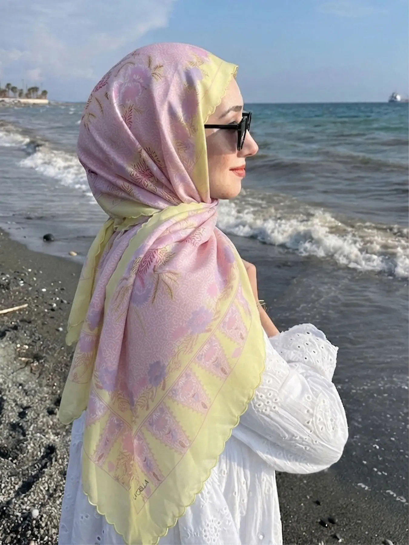 Aesthetic Floral Chiffon Headscarf, Soft Smooth Airy Texture, Versatile Modest Styling, Modesty Hijab, Everyday Use, 1 Pack
