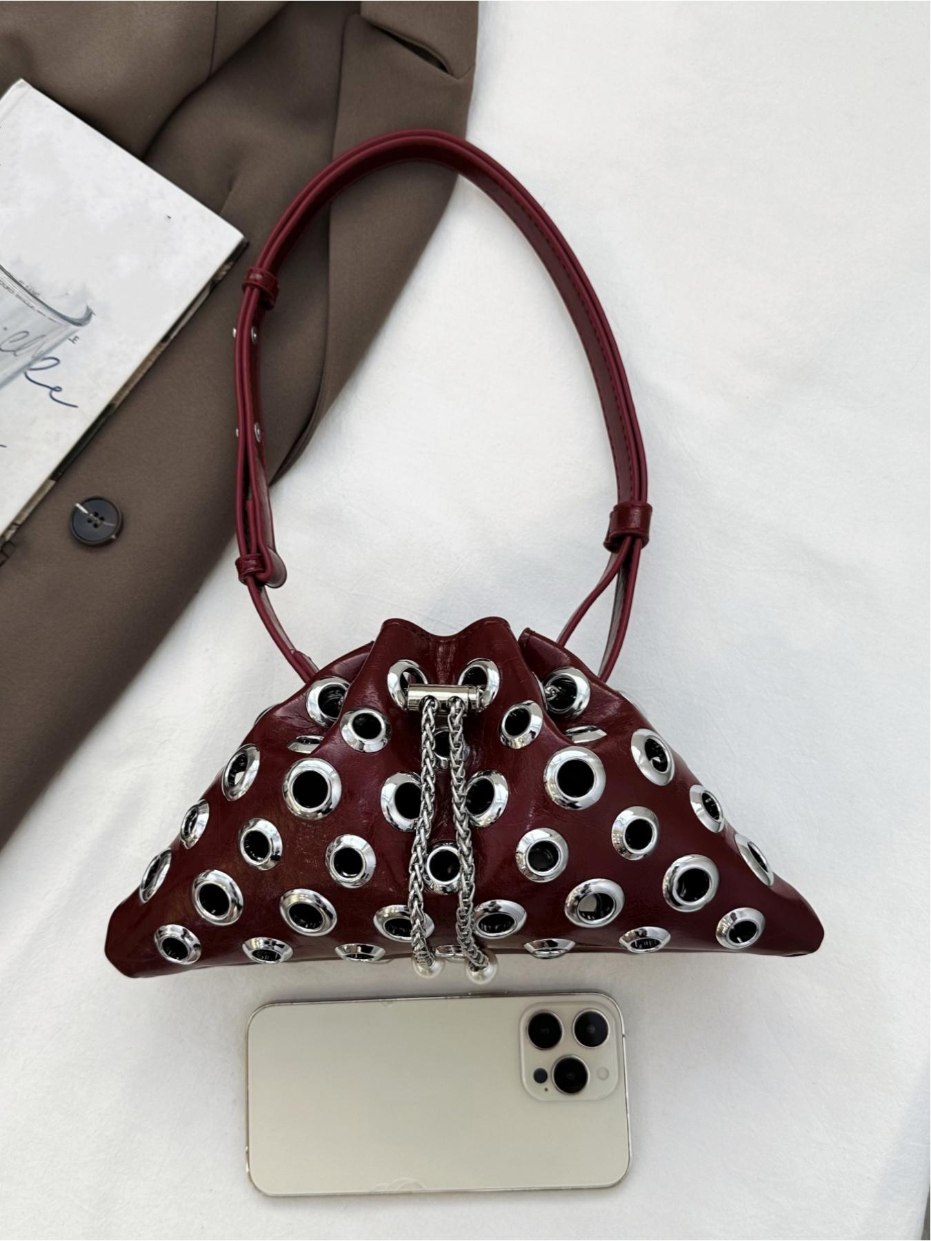 Punk Style Rivet Crossbody Shoulder Bag, Hollow Out Design, Casual Plain Pattern, Small Bucket Bag for Women, All Seasons Use, Embellished Shoulder Bag
