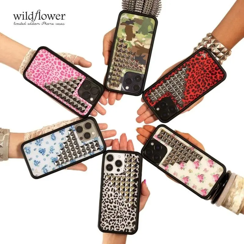 Fashion Design 3D Silver Solid Rivet Leopard Wildflower Smartphone Case, Handheld Cellphone Protection Cover for iPhone 12 13 14 15 16 17 Pro Max Plus Devices, Casing