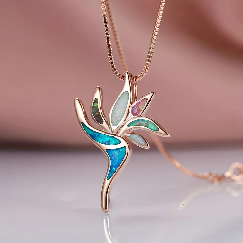 Exquisite and stylish, innovative and creative design, pearl goby torch pendant, fashionable niche long necklace