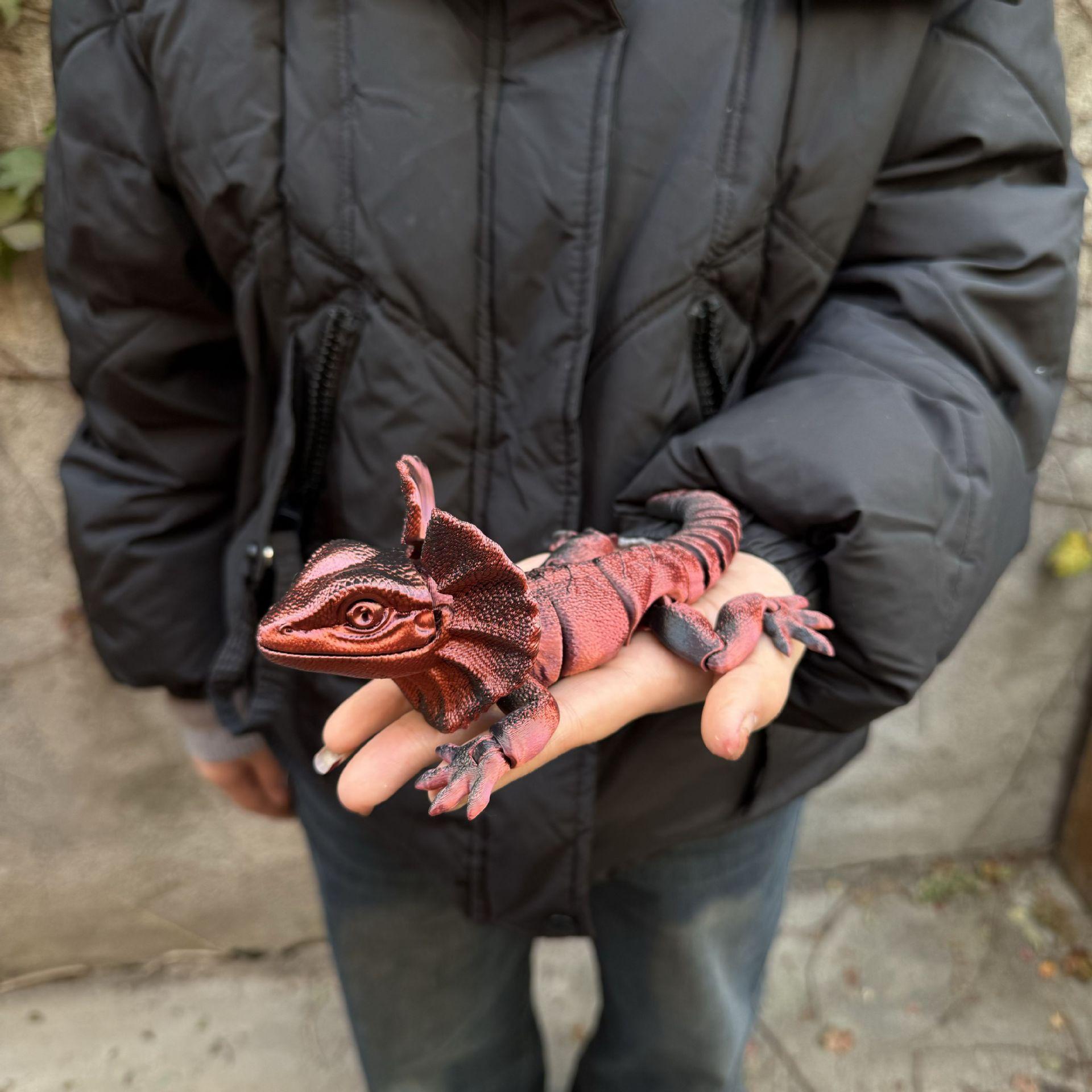 3D Printed Frilled Lizard Toy Articulated Full Body Movable Joints Animal Figurine Birthday Gift
