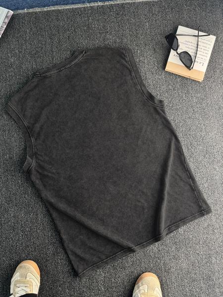 Cotton Retro Distressed Men's Sleeveless Round Neck Fashion Top, Casual Summer Wear, Fitted Design for Stylish Look