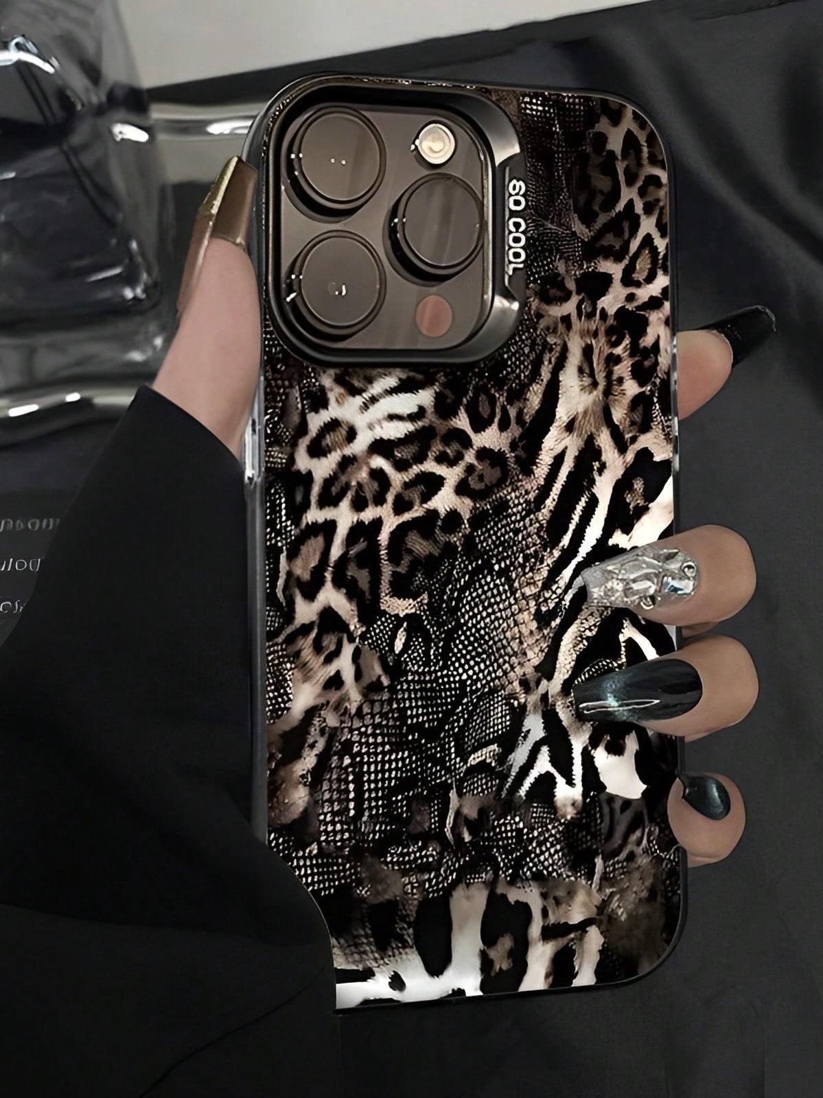 Leopard and snake pattern splicing phone case, this product is a 2D image, compatible with iPhone 17/16/15/14/13/12/11 Pro Max/X/XS/Xs Max/XR/16E/7P/8P, making it a perfect Christmas gift for friends, family, or for personal use.