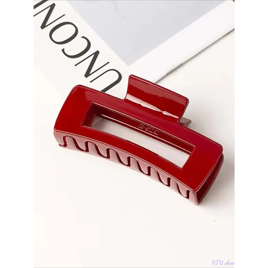 Vintage Trendy Hair Claw Clip, Synthetic Claw Clip, Solid Color Square Hollow Out Design Hair Claw Clip for Women, Fashion All-match Hair Accessories for Girl Daily Hairstyles Ideas, Ponytail Claw Clip, Prom Mom Hair Clip