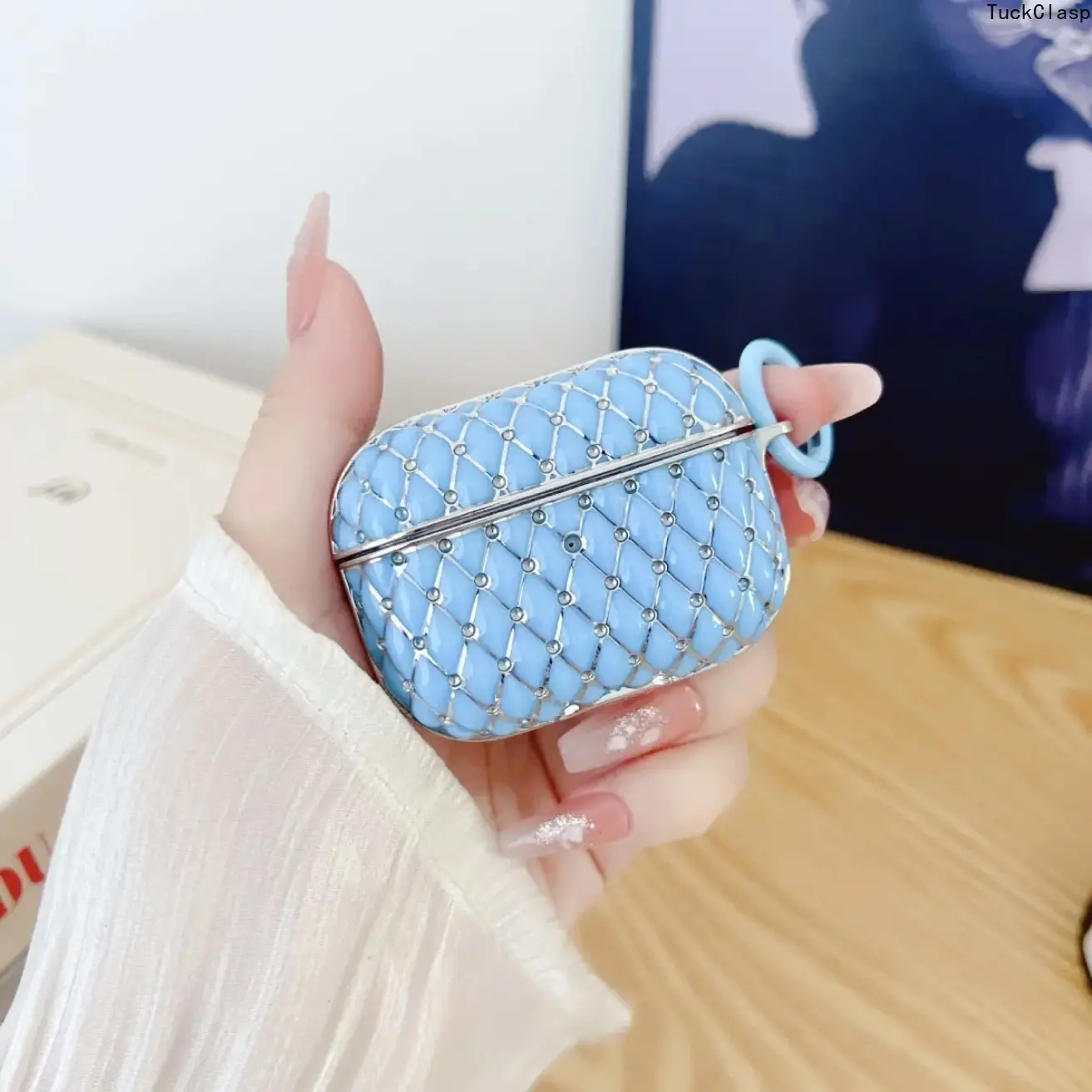 Electroplated Laser Engraved Sheep Rhinestone Earbud Case, Bling Diamond Inlaid Shockproof Full Protective Cover for Wireless Earphone Charging Shell, Fashion DIY Bag Charm Accessory for Daily Matching (Case Only, Headphones Not Included)