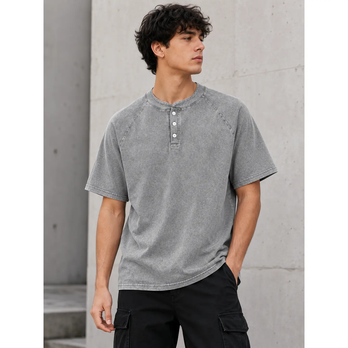 1/3 Men's Vintage Washed Henley T-Shirt, Short Sleeve Button Neck Tee, Relaxed Fit Raglan Top for Casual Streetwear