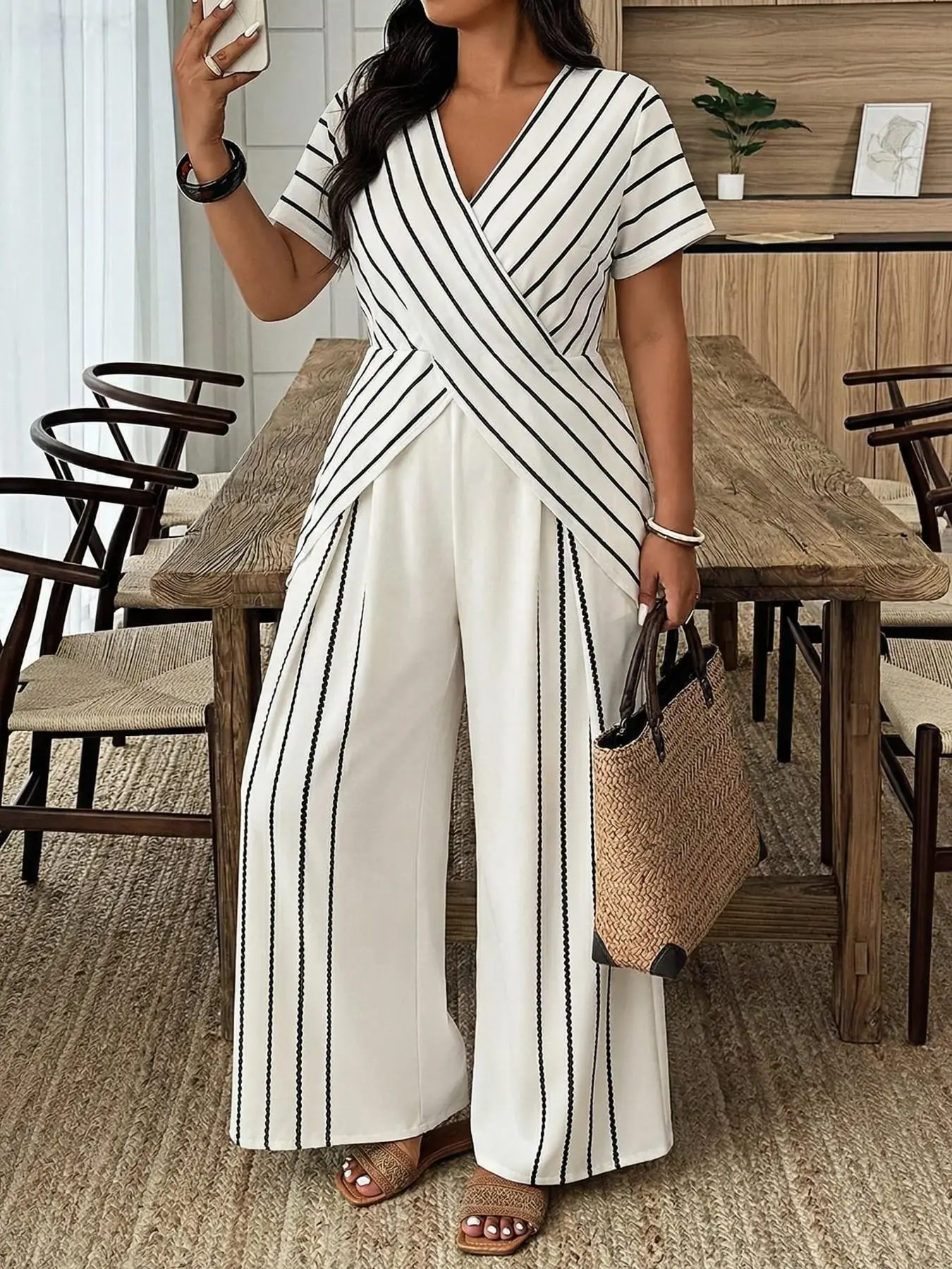 Plus Size Striped Jumpsuit, V Neck Short Sleeve, Hidden Zipper and Split Hem, Elegant Chic High Waist, Wide Leg, Casual Daily Wear & Office