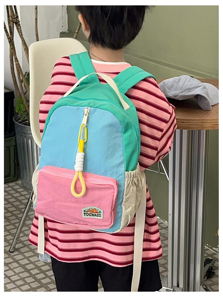 Boys' and girls' backpack 2026 new fashion color-blocking kindergarten baby school bag large capacity children's backpack