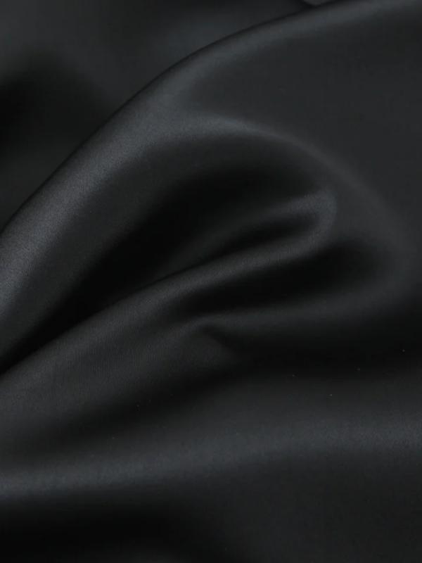 Women's Backless Satin Top, Loose-Fit Thin Fabric, Summer Sleeveless Blouse, Elegant Neckline Design, Perfect for Casual Wear