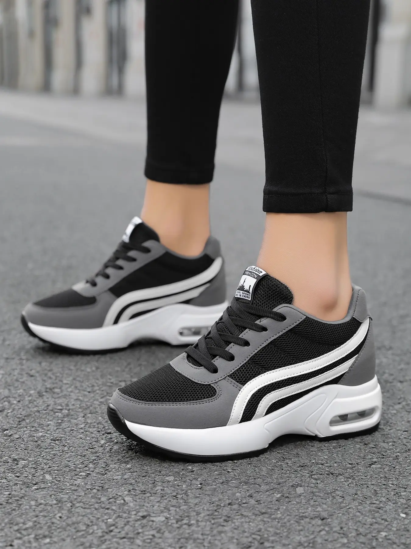 Lightweight Mesh Sport Shoes for Women, Inner Heel Lift 6cm, Low Top Lace-Up Casual Sneakers, Reflective Strip, Comfortable and Stylish