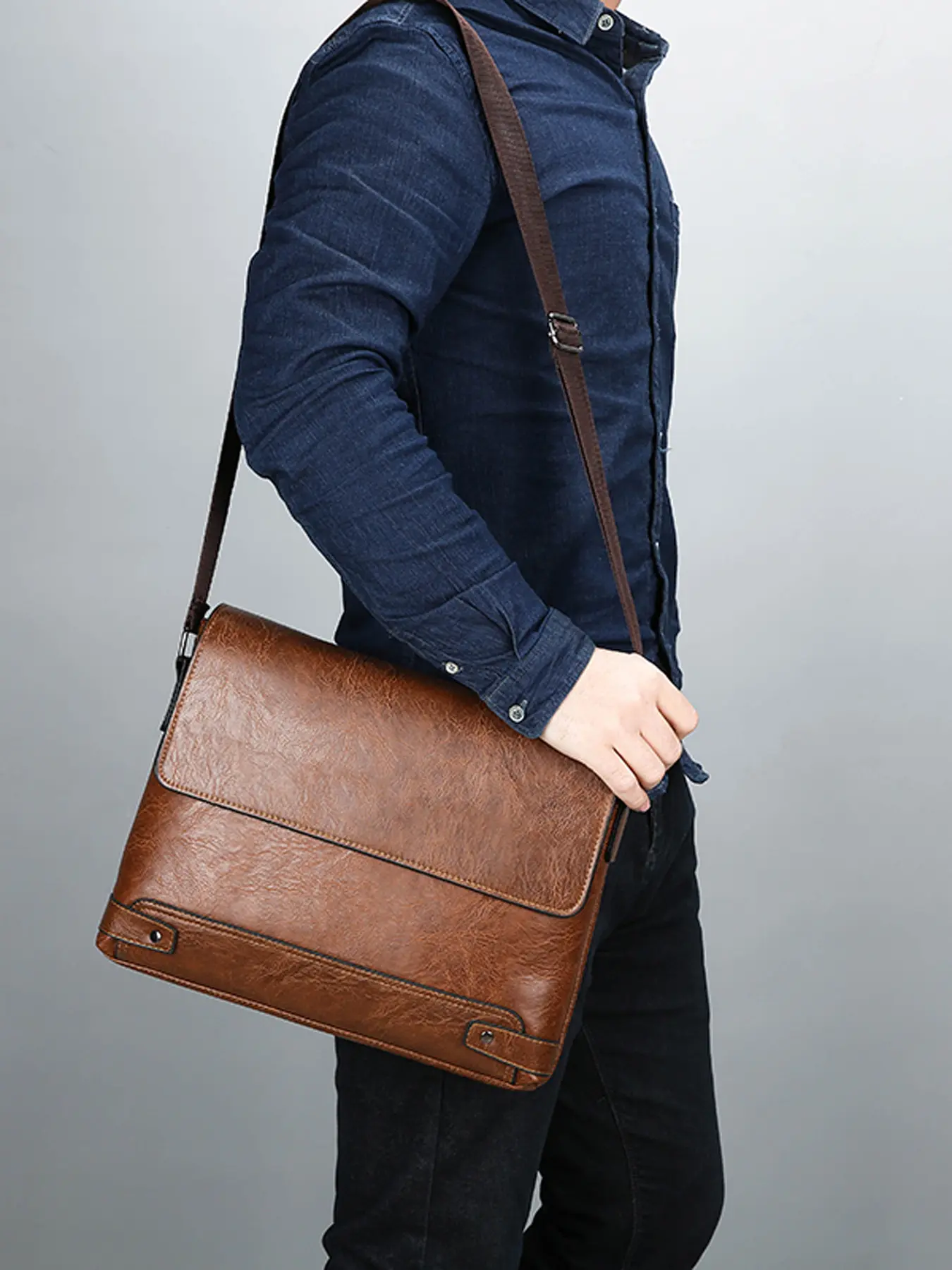 New Minimalist Versatile Men's Messenger Bag Crazy Horse Leather Flap Design Crossbody Bag Dual-Use Business & Casual Shoulder Bag