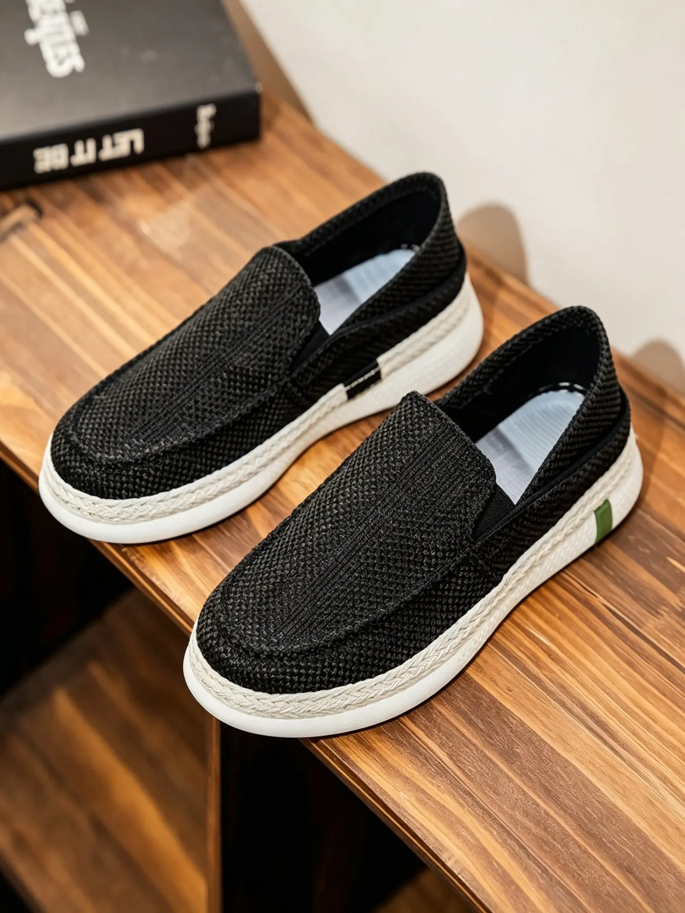 Men's Summer Breathable Walking Shoes, Soft Sole Anti-Slip Lightweight Casual Commuter Driving Shoes, Versatile Daily Wear Slip-On Flats