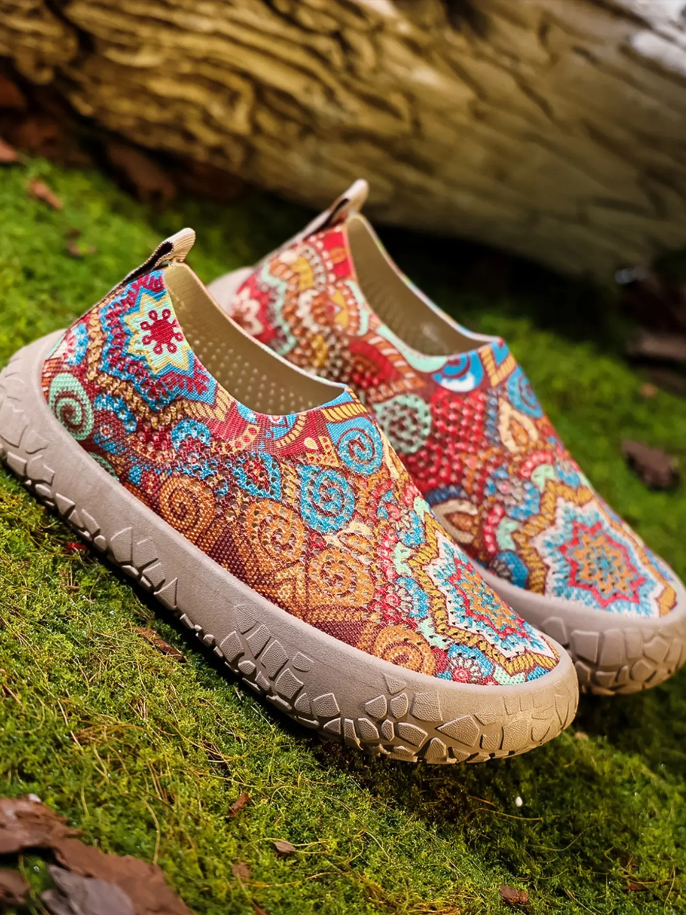 Women's Fashion Comfortable Round Toe Thick Sole Multi-Color Lightweight Knit Sneakers, Slip-On Leisure Shoes Casual Sports Shoes for All Seasons