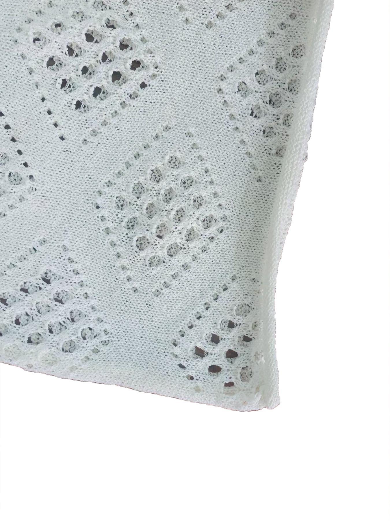 Plus Size Solid Hollow Out Drop Shoulder Knit Top, Casual V Neck Three Quarter Length Sleeve V Neck Knitwear for Summer, Women's Plus Clothing for Daily Wear