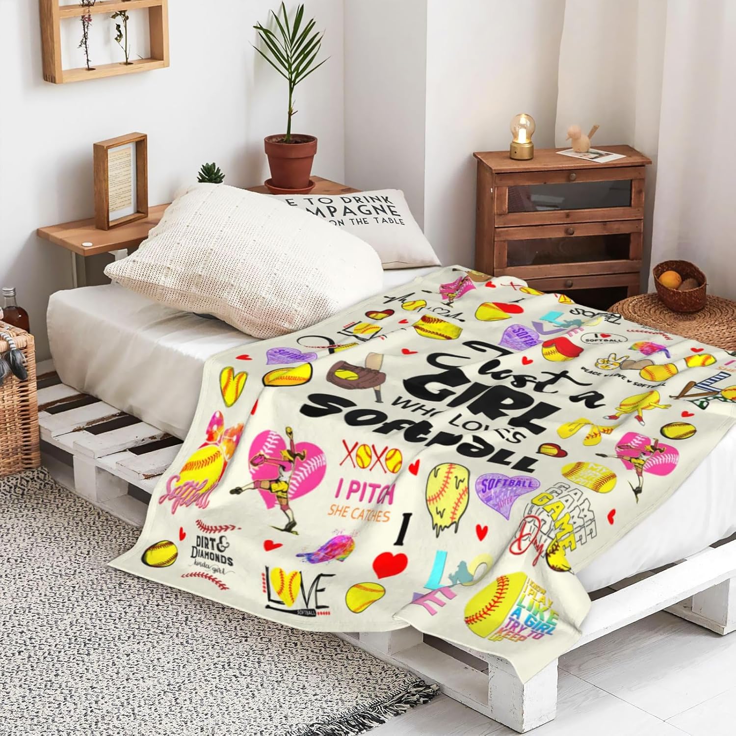 Softball Blanket Gifts for Girls Boys Softballs Blankets and Throws Plush Flannel Bedding Stuff Softballs Gifts for Women Kids Teens Adults Birthday Party Decorations Room Decor 50"X40",comfortable all-season bedding,lunch break blanket