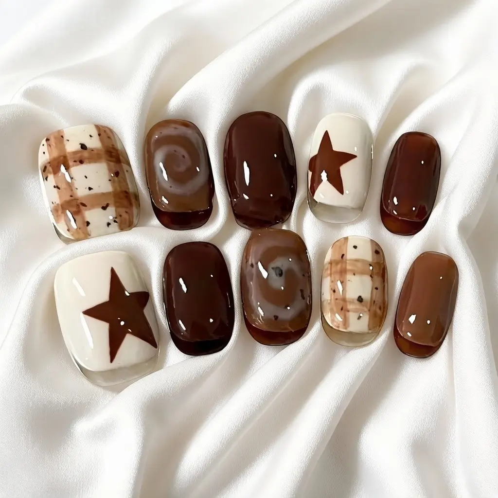 10pcs Coffee Brown Plaid Press on Nails, Decorative Nails, Short Square Checkerboard Jelly Glue Nails Set with Star Design, Reusable Stick on Fake Nails Kit for Wedding Party Daily Wear, False Nails for Women, DIY Gift for Valentine's Day Halloween