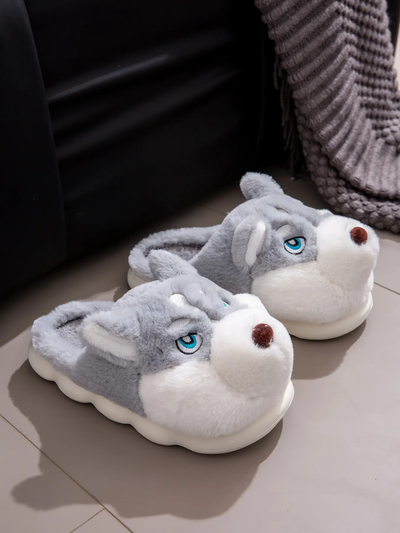 Unisex Husky Plush Cotton Fuzzy House Shoes, Animal Slippers, Thick Warm Sole Anti-Slip Design, Soft Non-Shedding, Ideal for Fall Winter Indoor Home Dorm Daily Wear