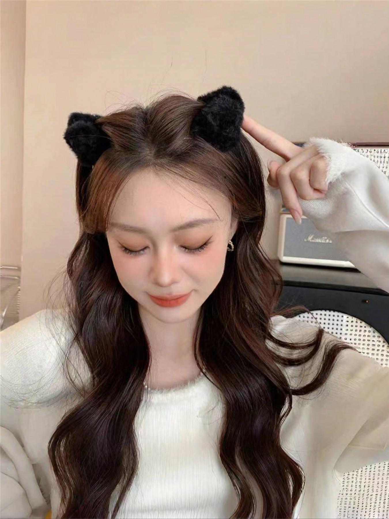 Cute Cat Ear Hair Clip Set for Women, Small Fluffy Triangle Barrettes, Perfect for Half Updo, Princess Style, Daily Wear