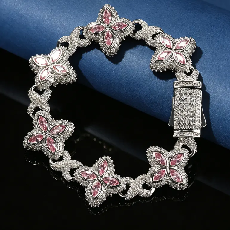 Unisex Hip Hop Copper Bracelet with Inlaid Colorful Zircon, 4-Leaf Clover Infinite Design, Street Trend Costume Jewelry for Men & Women